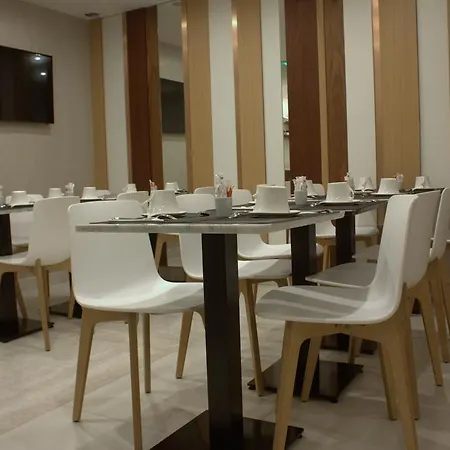 Le Malown מלון 3*