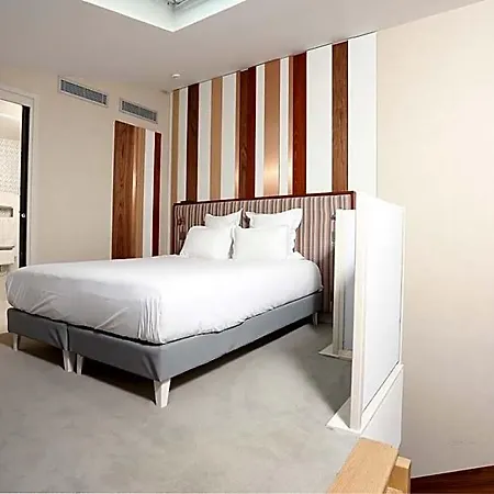 Le Malown Hotel