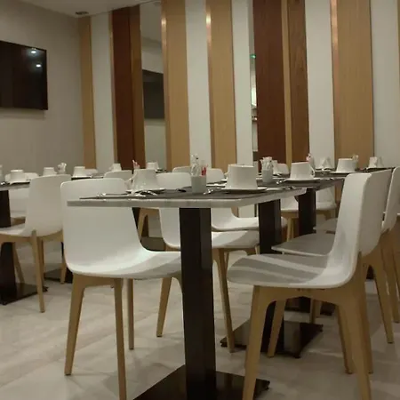 Le Malown Hotel