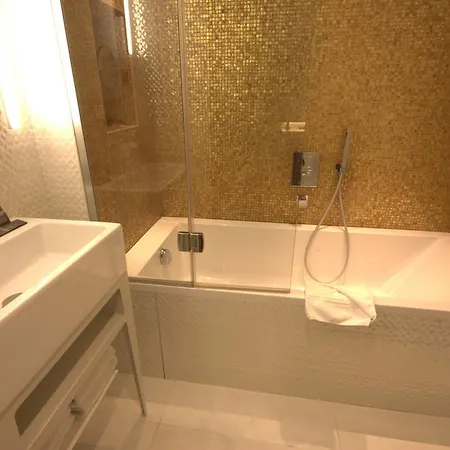 Le Malown 3* Párizs