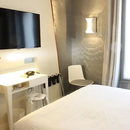 Отель Le Malown